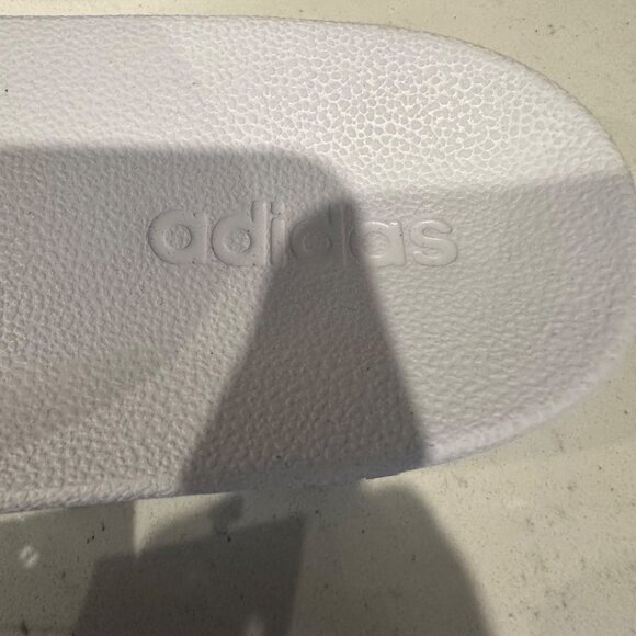 Adidas Adilette Shower Slides White & Black Slip-On Sandals Size 7 Comfortable L - Picture 3 of 6